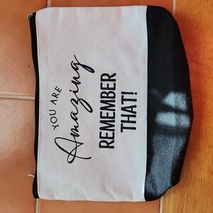 MAKEUP BAG